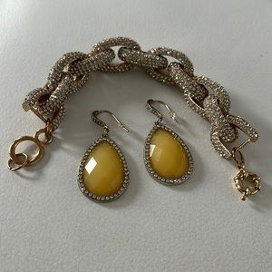 Stunning matching set worn for 2 hours!